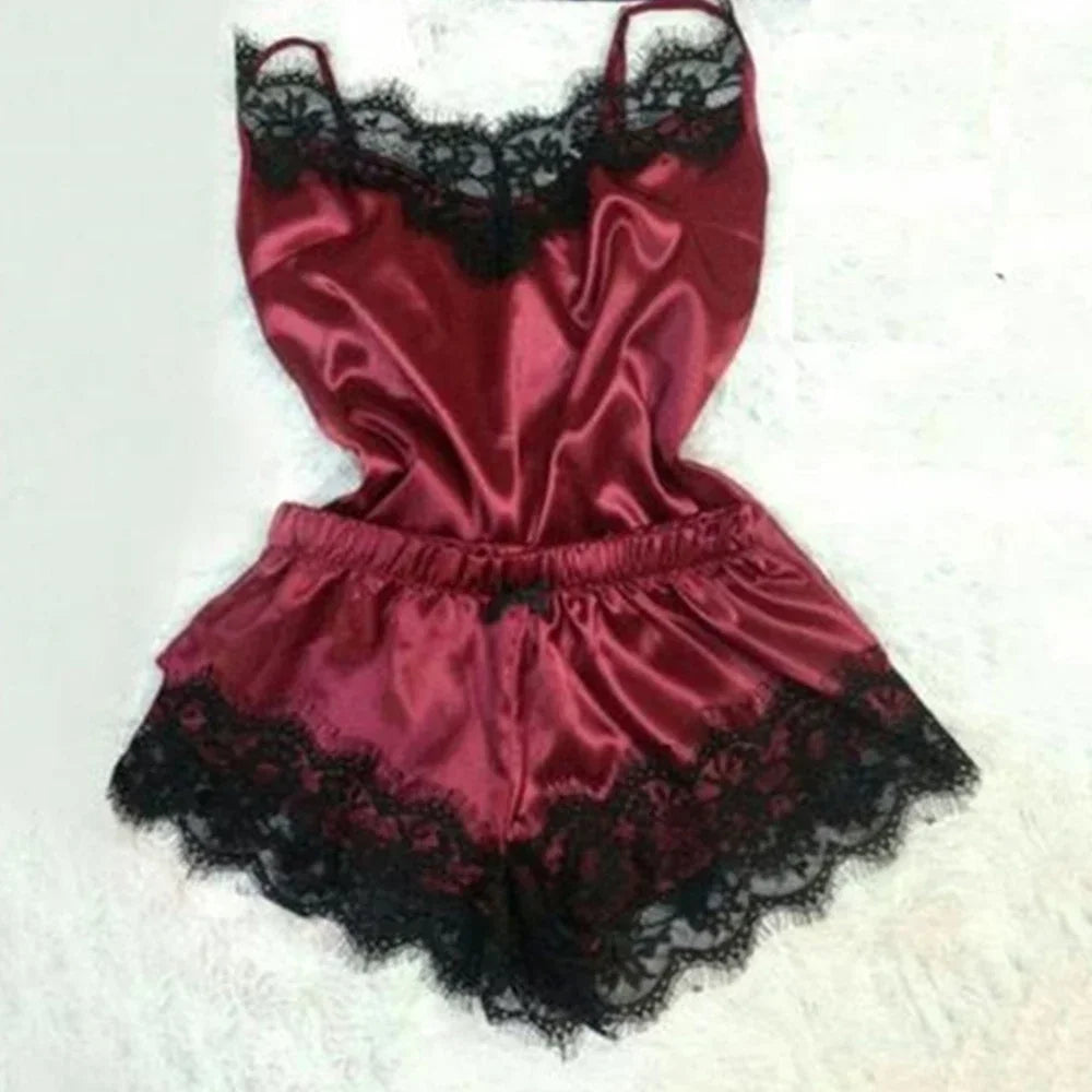 Pijama Feminino de Renda e Seda!