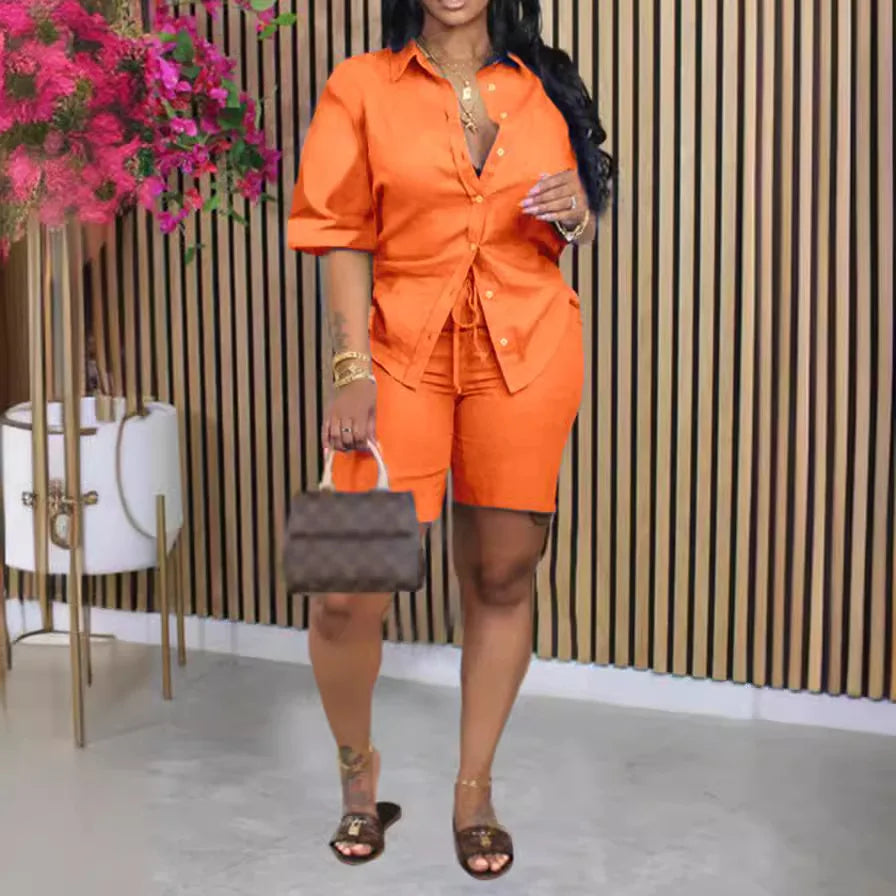 Conjunto alfaiataria, blusa e bermuda acima do  joelho, look  perfeito pra um passeio dia dia .