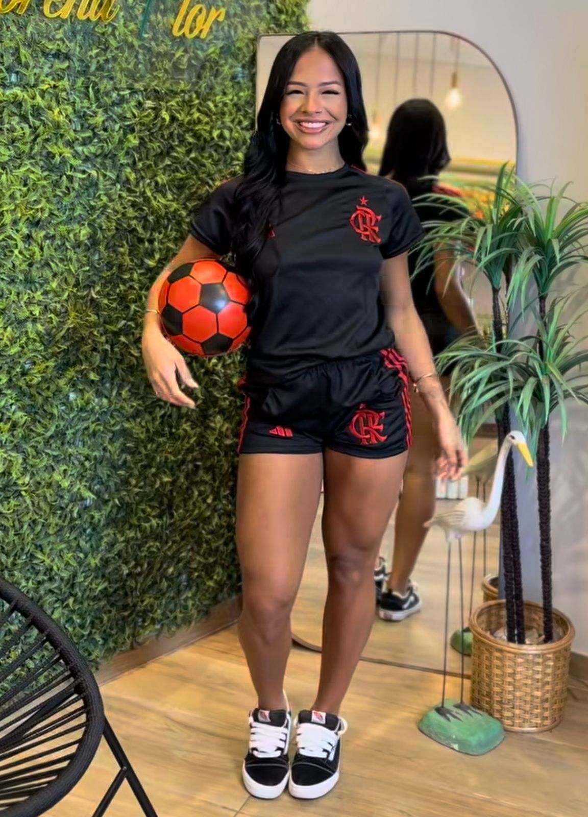 Conjunto feminino  do flamengo.