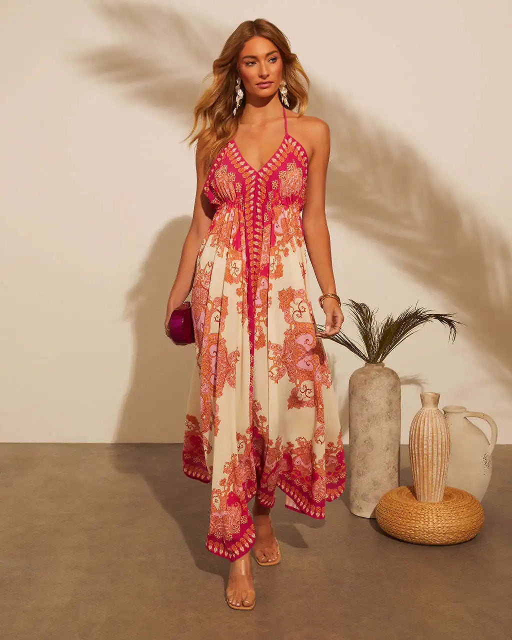 Vestido feminino  Longo e  Sexy, modelo estilo indiano  com  costa nua, super tendência  pra nova estação leve e confortável .